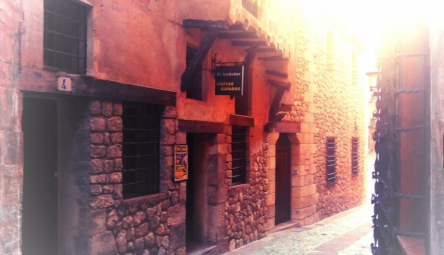 Aquí os esperamos con la #VisitaGuiada en #Albarracin