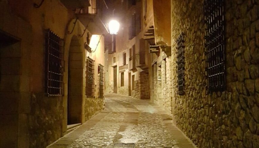 #Albarracín #noche #silencio y #paz.