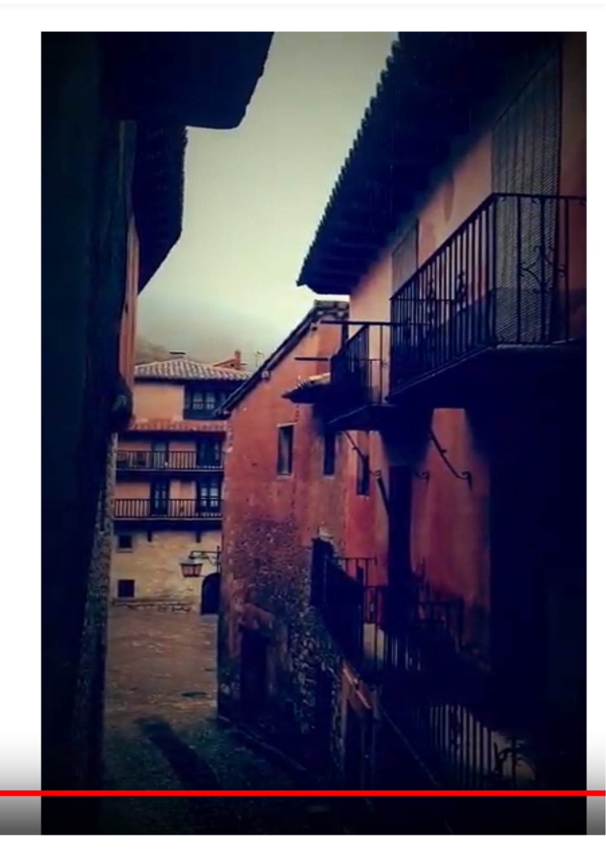 #Comenzamos #VisitaGuiada en #Albarracín #AlbarracínEspecial #CasaMuseo y #Teruel …la #lluvia no nos frenará