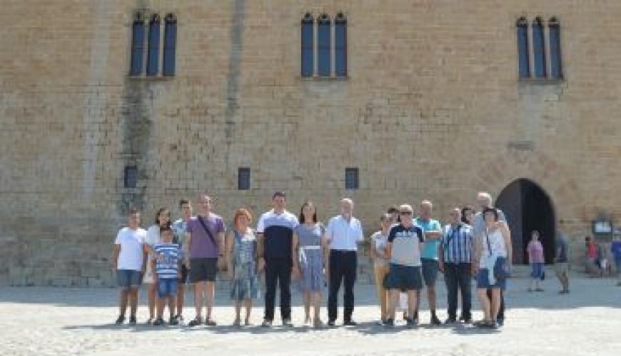 Noticia Diario de Teruel: Valderrobres demuestra que la puesta en valor del patrimonio asienta población