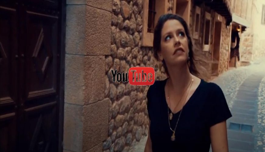 Noticia Diario de Teruel: La brasileña Manu Saggioro publica un videoclip rodado en Albarracín