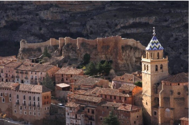 Noticia Eco De Teruel: La Comarca de la Sierra de Albarracín, destino seguro para el turismo este verano