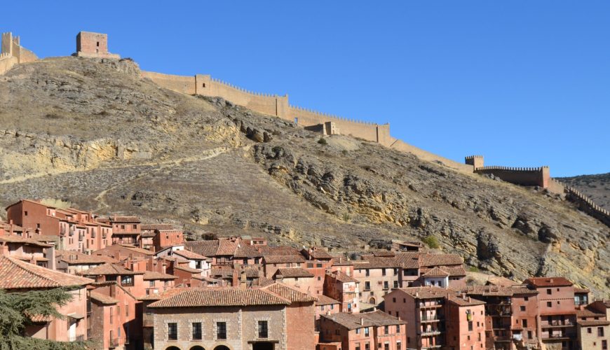 Noticia Diez Minutos: Alabarracín, planes y consejos para conocer la joya de Teruel en medio de las montañas